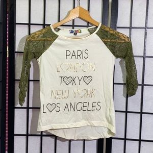 Besties Top Lace Sleeves Size M 7/8